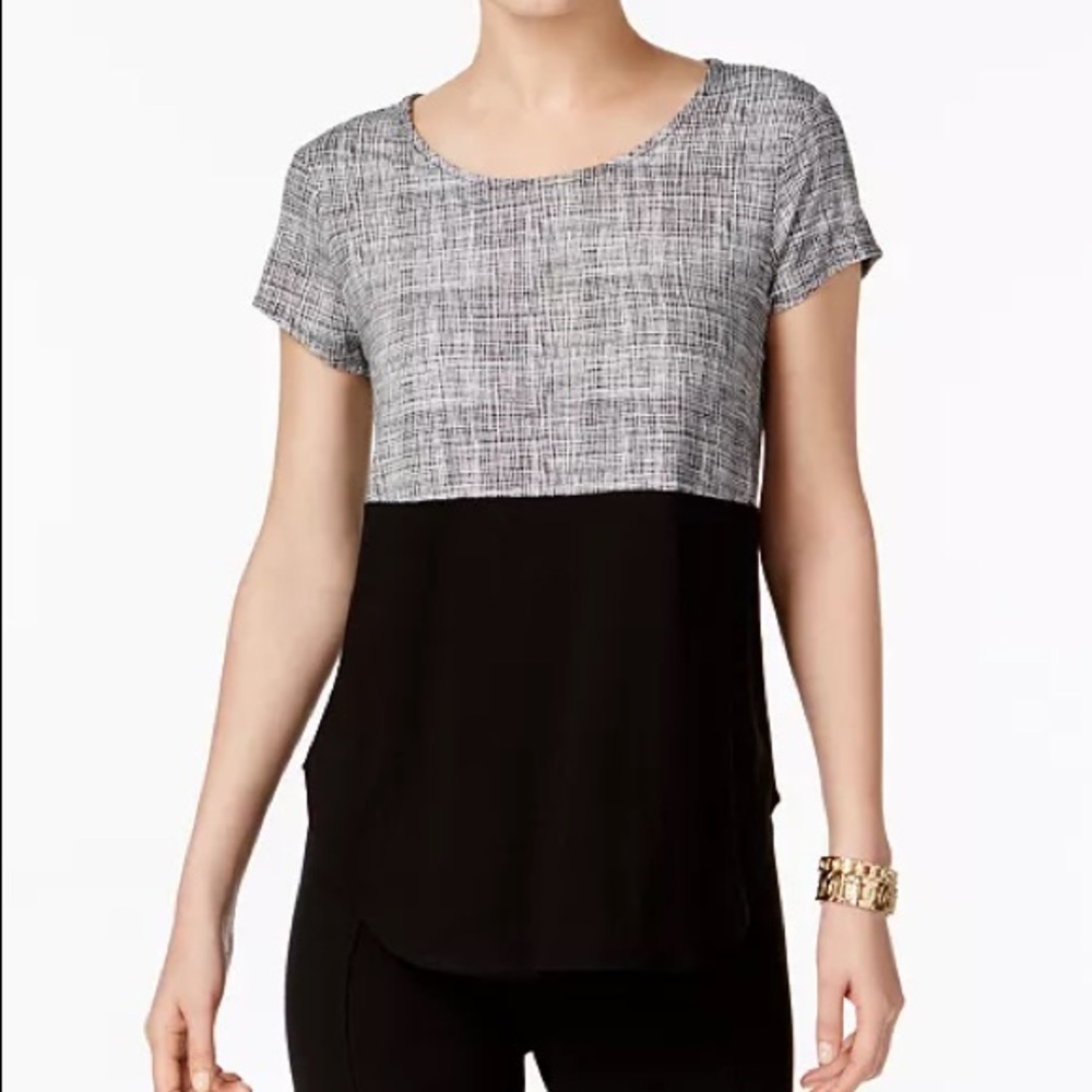 Alfani Petite Black White Print Round Hem S/S Top